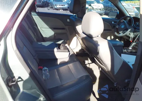 2008 Mercury Sable Premier z USA, uszkodzony, nr VIN 1MEHM43W88G616092